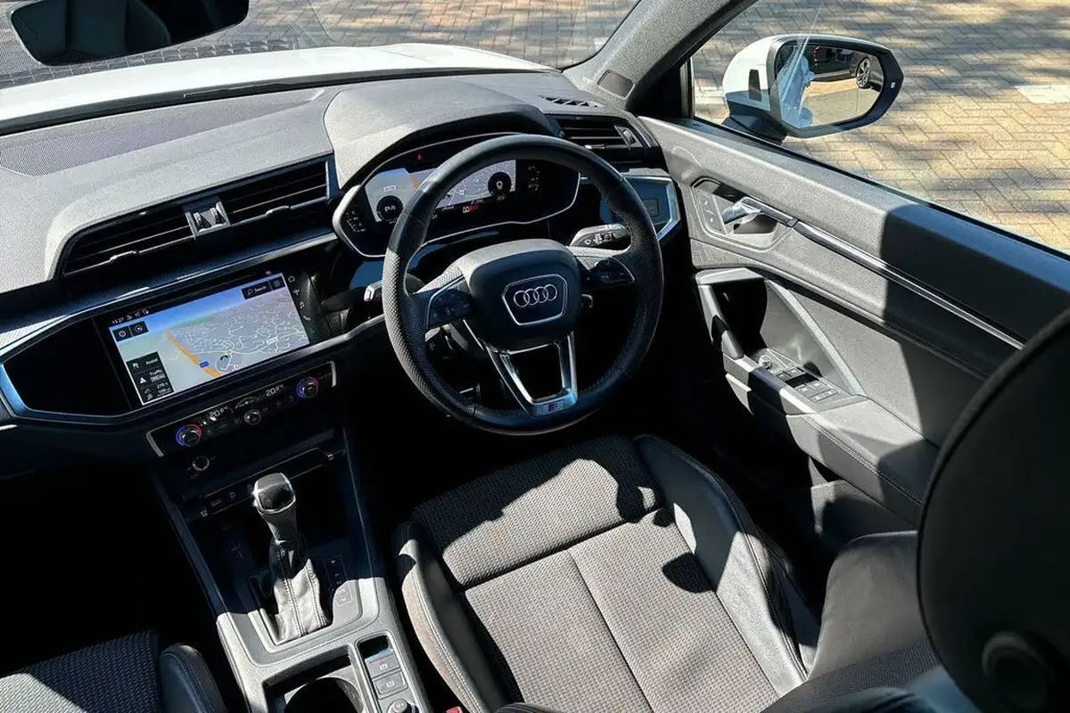 2019-audi-q3-15-35-tfsi-s-line-cod-station-wagon-1498cc-tronic-big-32