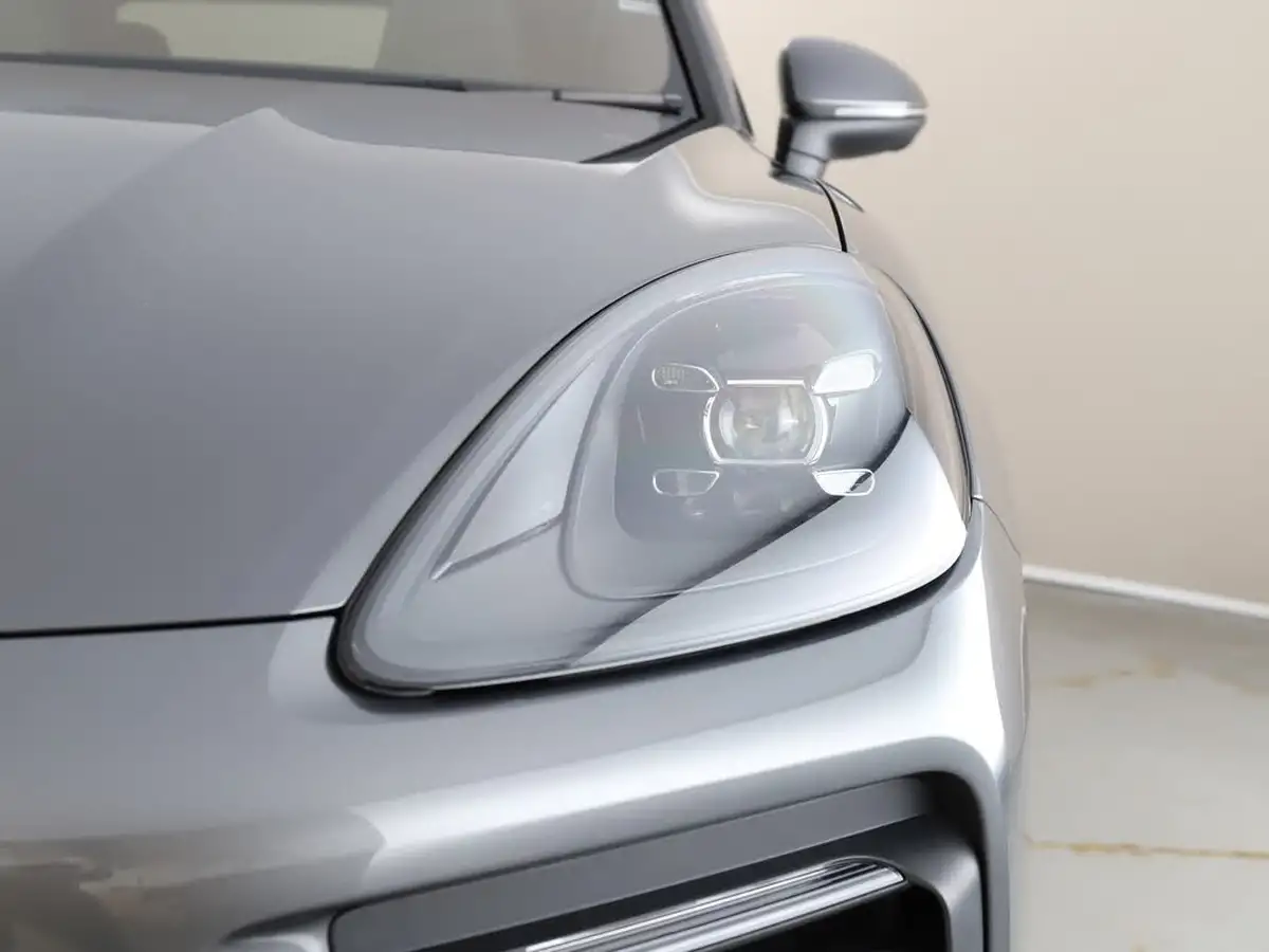 2020-porsche-cayenne-30-v6-coupe-big-31