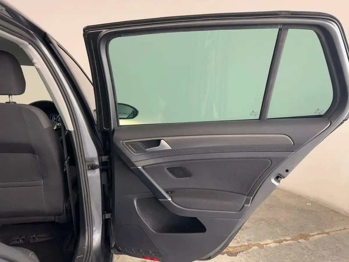 2019-volkswagen-golf-16tdi-match-hatchback-5d-big-17