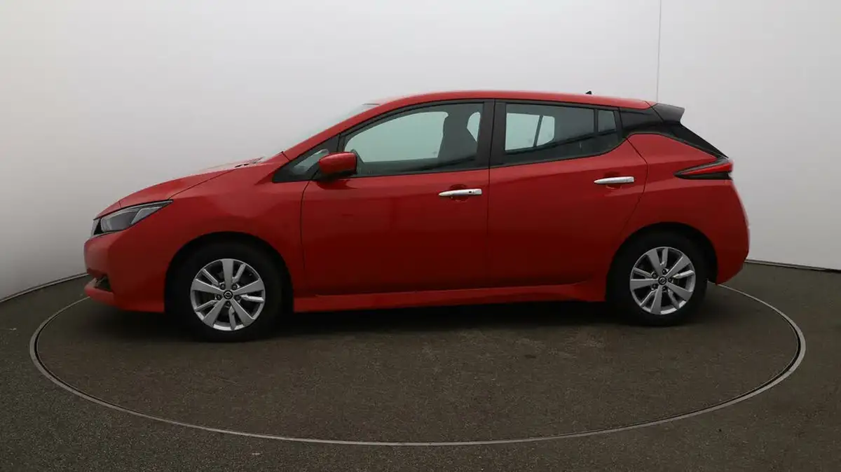 2021-nissan-leaf-e-acenta-big-4