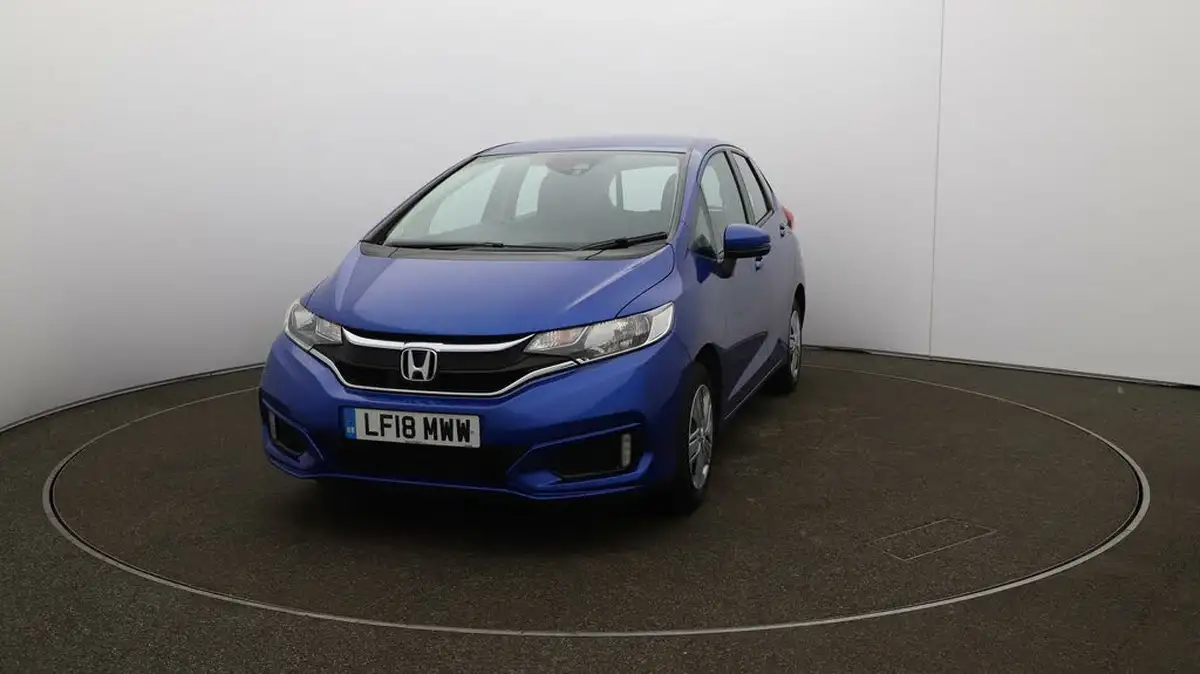2018-honda-jazz-13-i-vtec-s-big-28