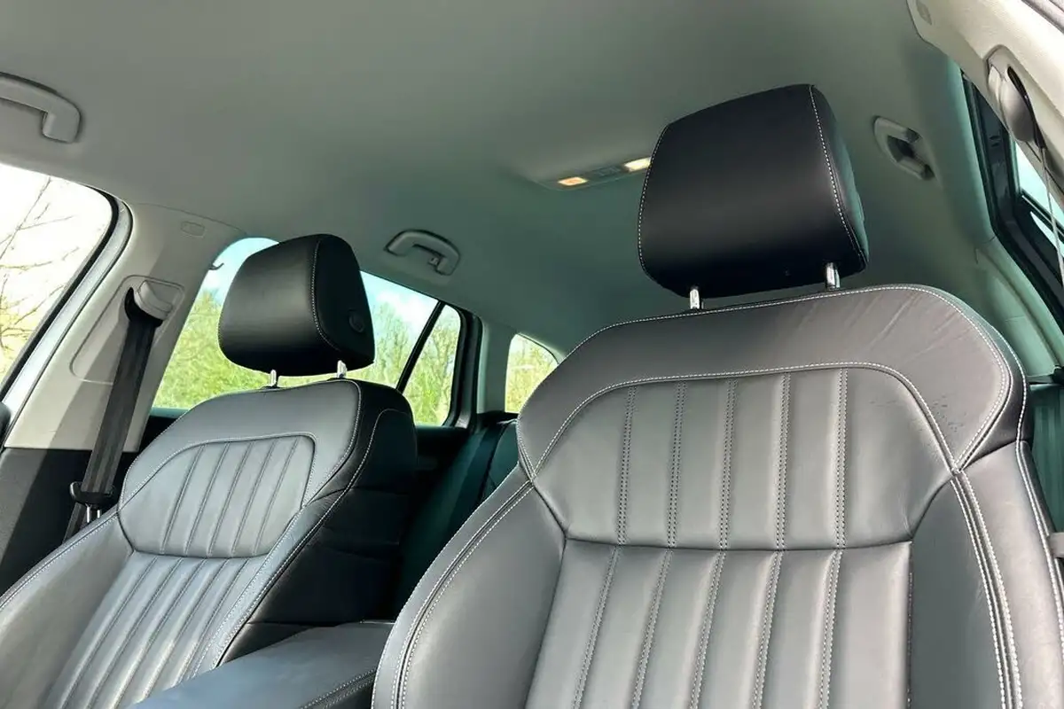 2022-skoda-superb-20tdi-se-technology-estate-dsg-big-10