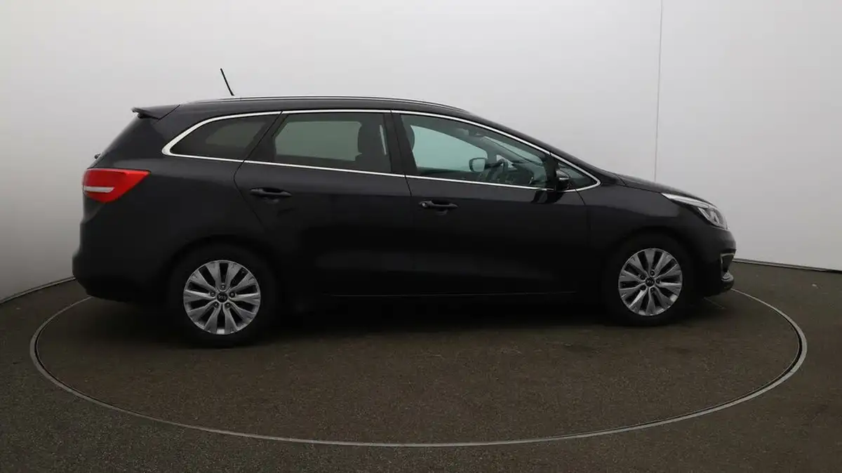 2017-kia-ceed-16crdi-3-sportswagon-big-8
