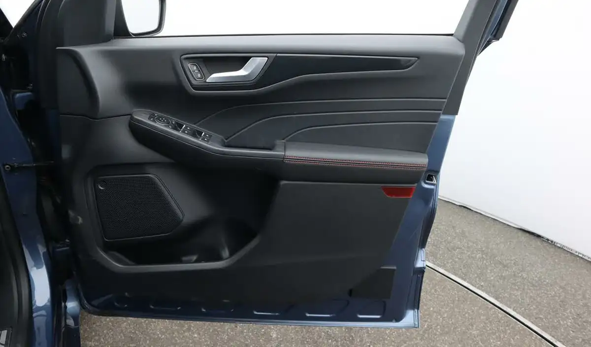 2022-ford-kuga-25t-st-line-x-edition-225ps-phev-big-15