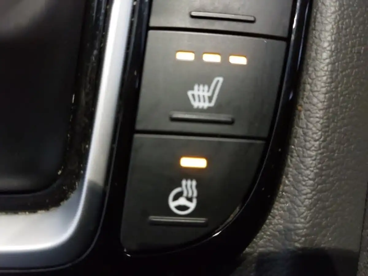 2021-hyundai-ioniq-16-gdi-premium-hybrid-big-15