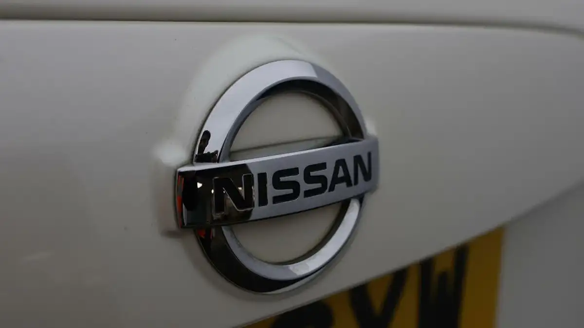 2018-nissan-juke-16-tekna-117ps-1598cc-xtronic-cvt-big-19