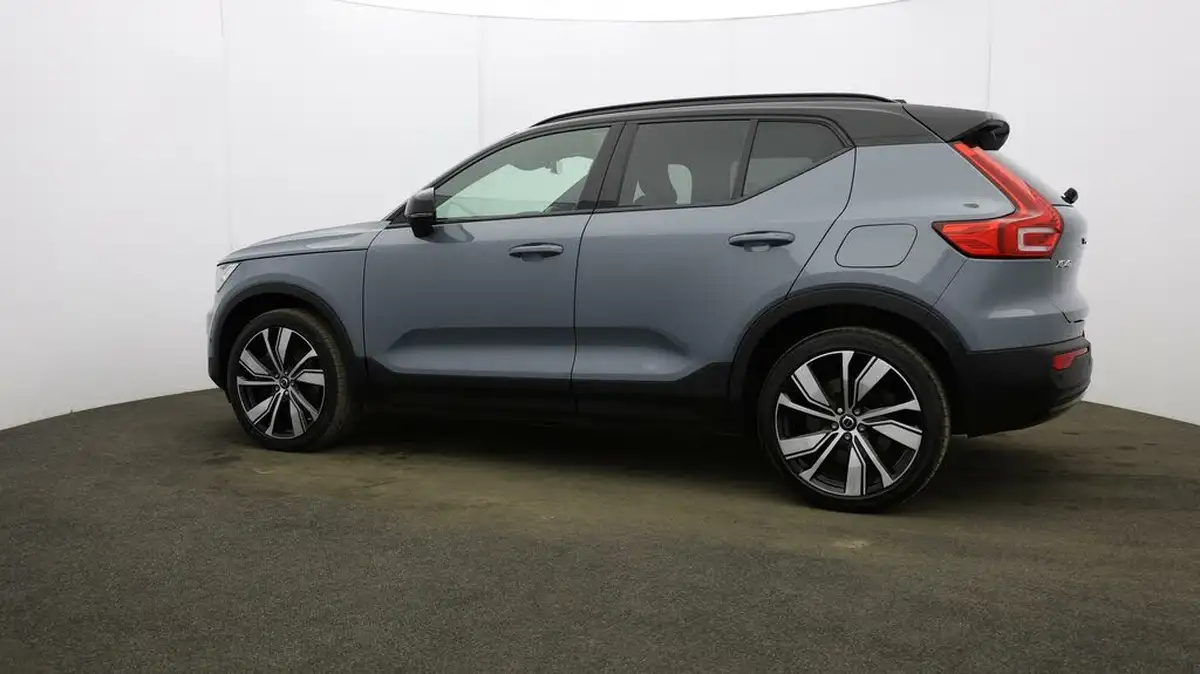 2021-volvo-c40-e-twin-recharge-pro-big-49