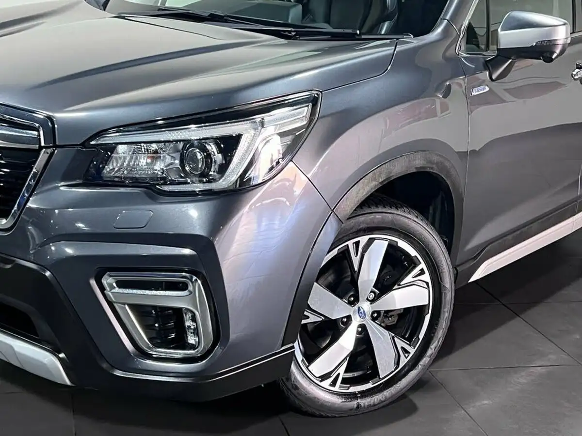 2021-subaru-forester-20-e-boxer-xe-premium-big-22