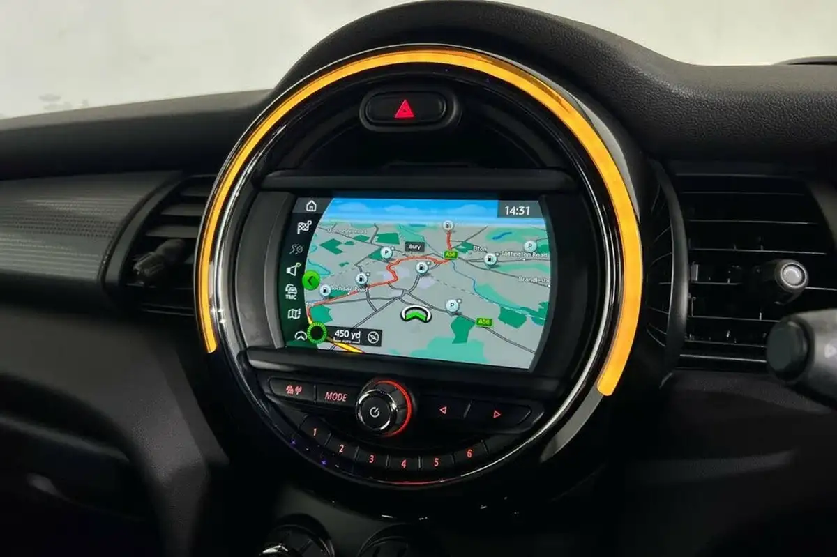 2019-mini-cooper-15-cooper-sport-ss-hatchback-3d-big-24