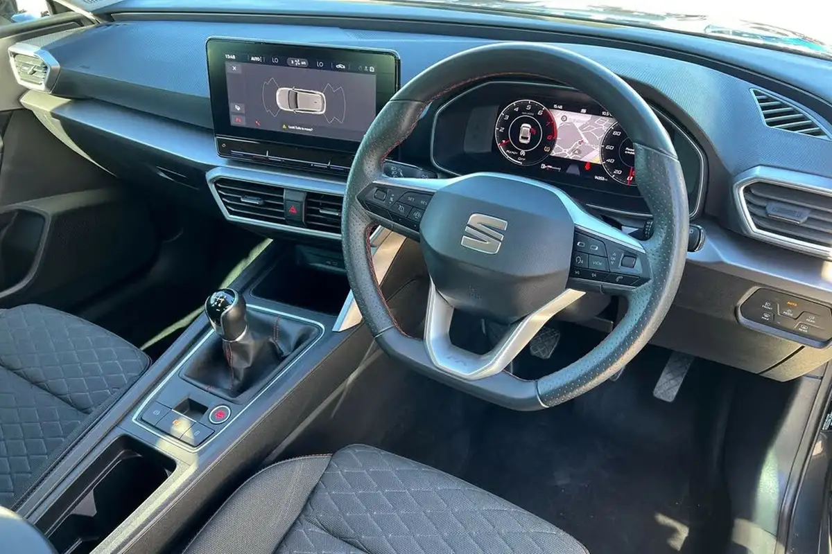2021-seat-leon-15-tsi-evo-fr-130ps-hatchback-big-5