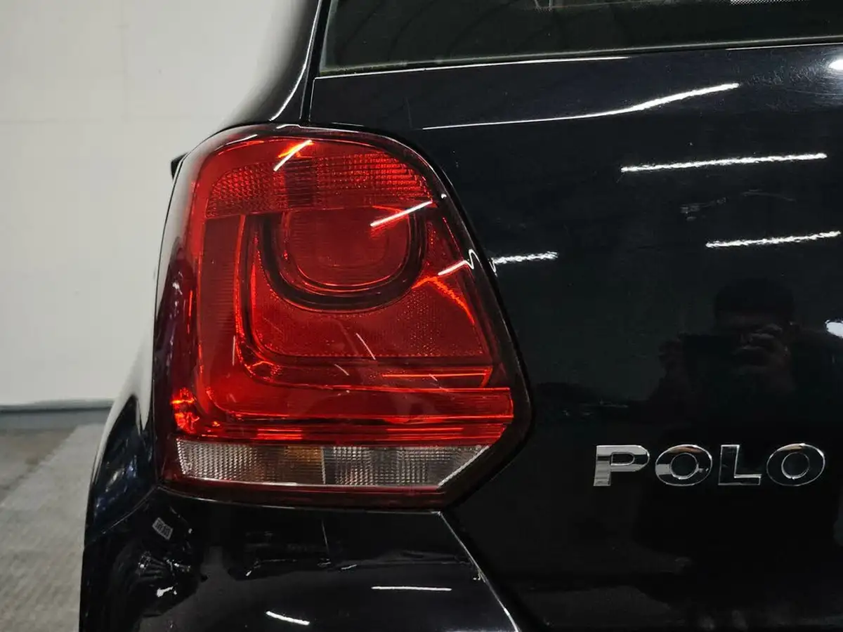 2011-volkswagen-polo-12-s-5d-big-78