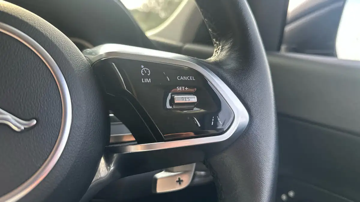 2021-jaguar-e-pace-20-d165-s-awd-mhev-auto-big-28