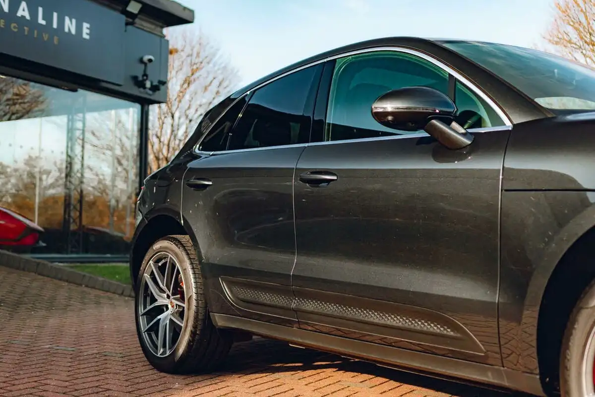 2023-porsche-macan-29-v6-s-big-18