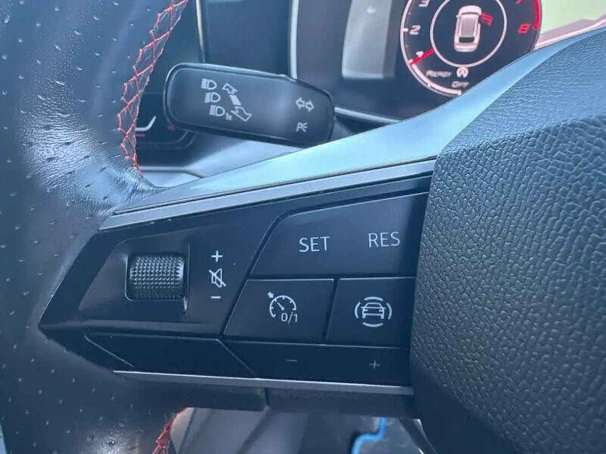 2021-seat-leon-15-tsi-evo-fr-sport-150ps-estate-big-35