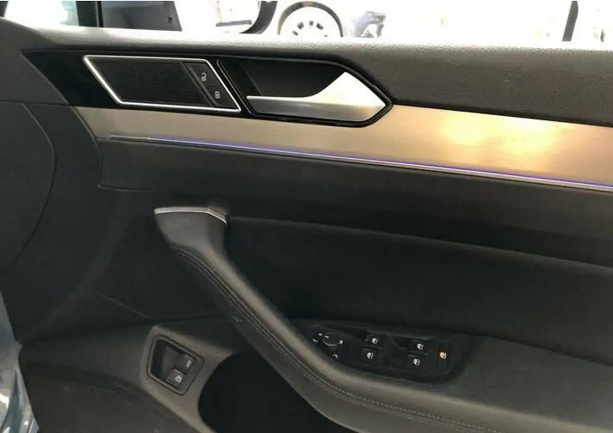 2018-volkswagen-passat-14-tsi-gte-estate-5d-big-32