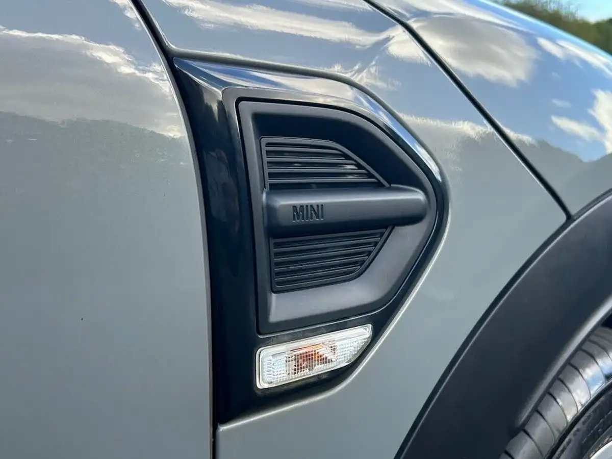 2018-mini-countryman-15-cooper-ss-big-19