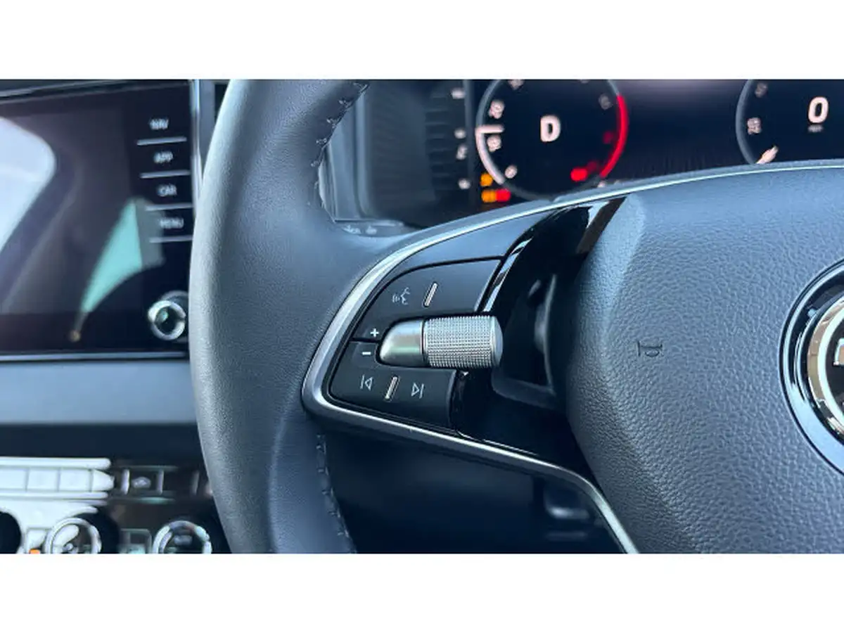 2024-skoda-karoq-15-tsi-se-drive-dsg-big-16
