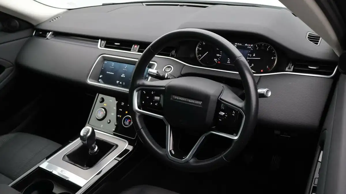 2021-land-rover-range-rover-evoque-20-d165-big-9