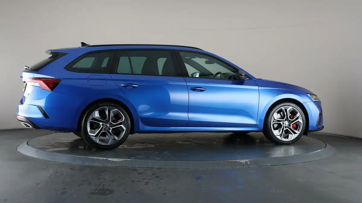 2024-skoda-octavia-20-tsi-vrs-245ps-estate-dsg-big-58