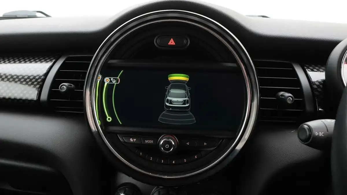 2017-mini-cooper-20-cooper-s-ss-hatchback-3d-sport-auto-big-27
