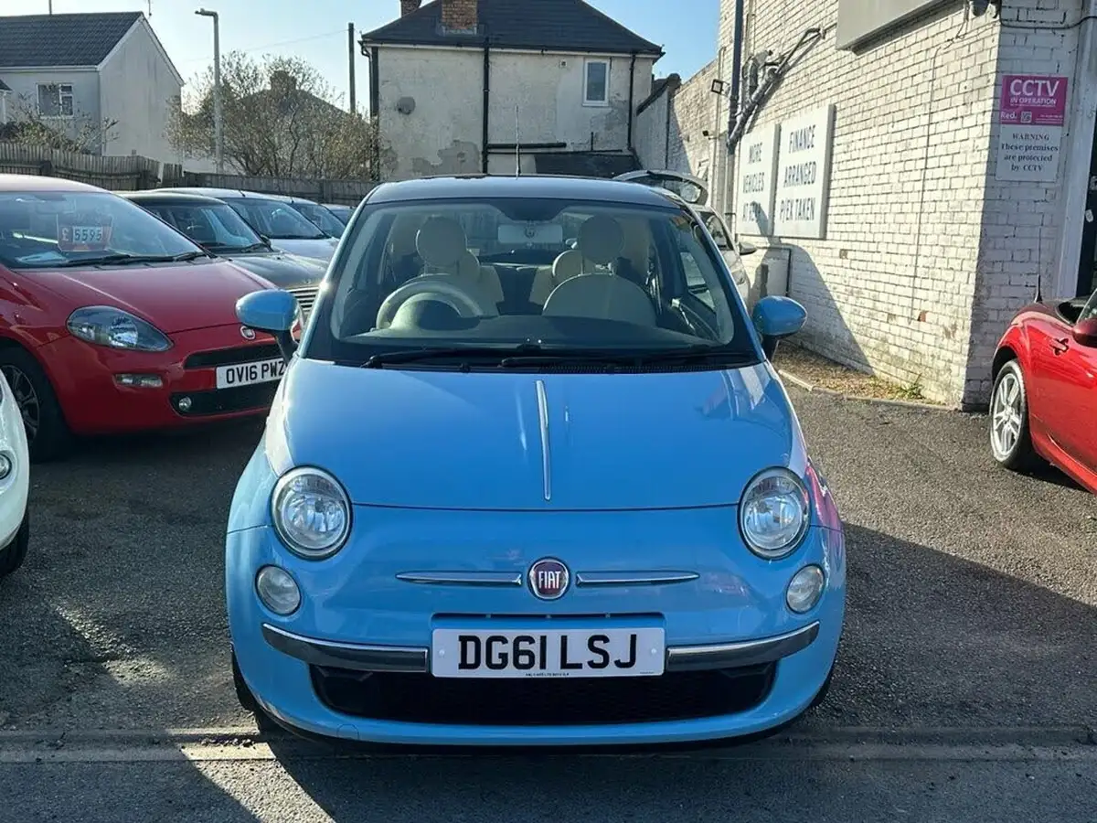 2011-fiat-500-12-lounge-big-1