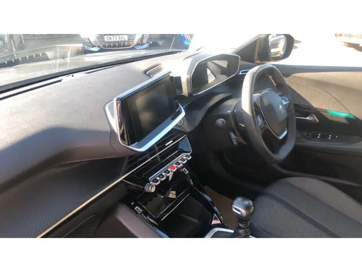 2021-peugeot-2008-suv-12-puretech-allure-premium-130bhp-big-8