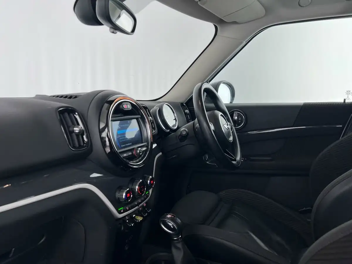 2018-mini-countryman-15-cooper-s-e-phev-ss-big-13