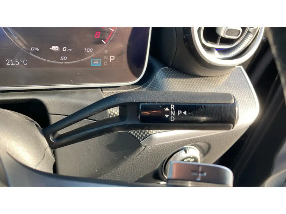2024-mercedes-benz-c-class-20-c300e-amg-line-big-36