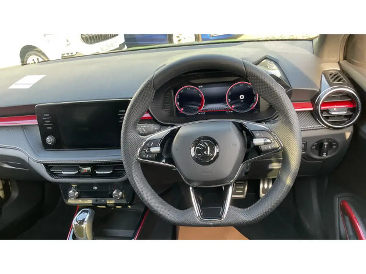 2024-skoda-fabia-15-tsi-monte-carlo-big-9
