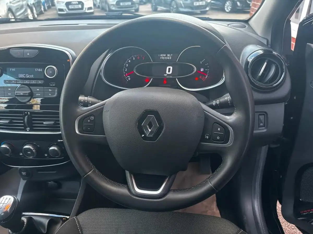 2019-renault-clio-09-tce-play-90ps-big-23