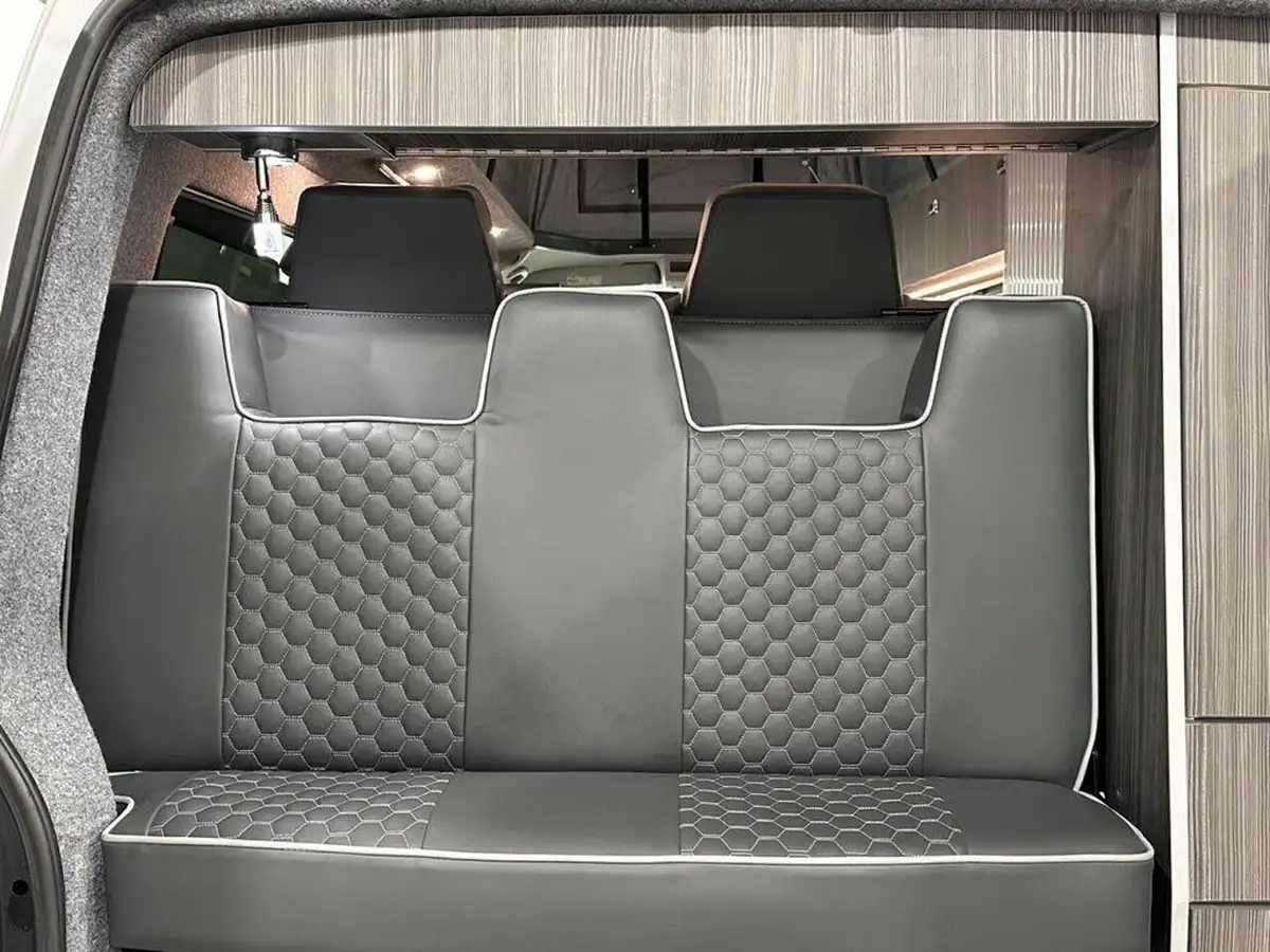 2016-volkswagen-transporter-20tdi-t32-highline-bmt-102ps-swb-panel-van-big-58