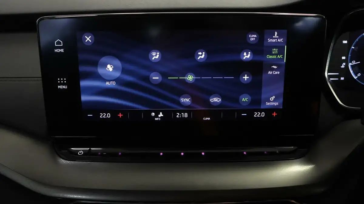 2020-skoda-octavia-15-tsi-se-technology-act-estate-big-11