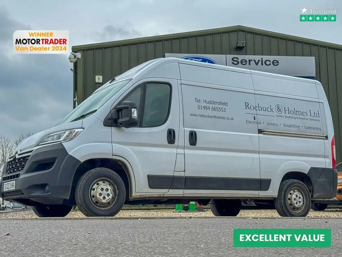2022-citroen-relay-22bluehdi-35-l2h2-enterprise-big-0