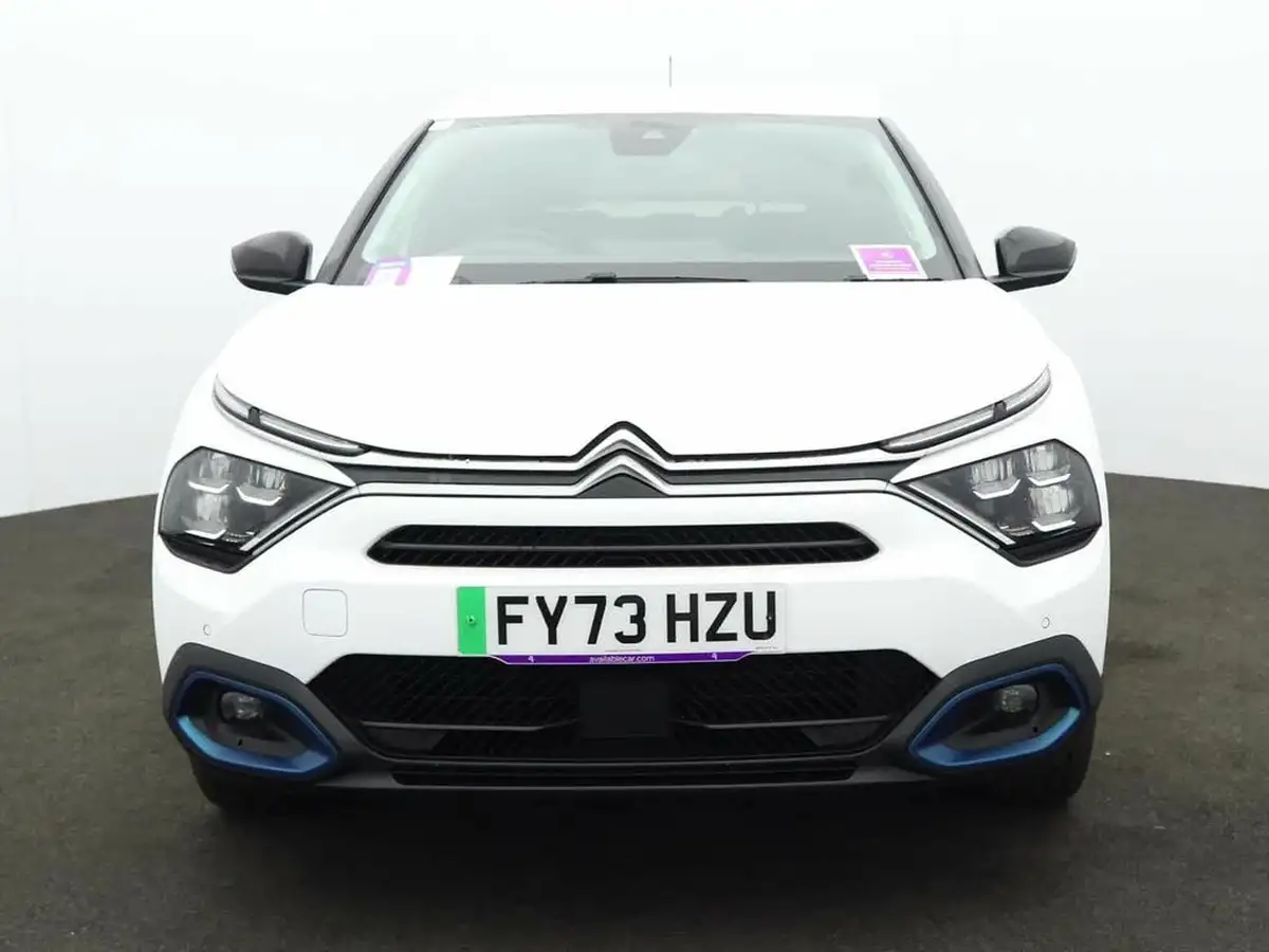 2022-citroen-c4-e-shine-plus-big-1