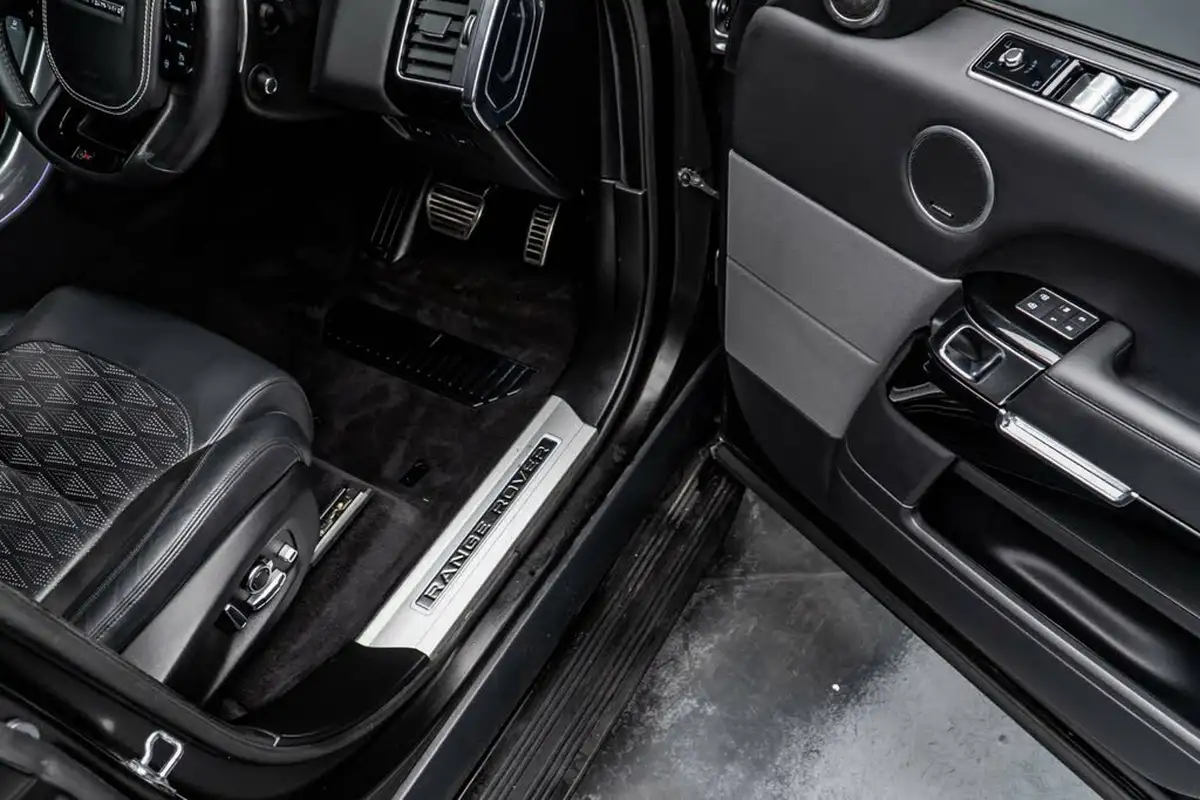 2021-land-rover-range-rover-sport-50-v8-p575-svr-big-28