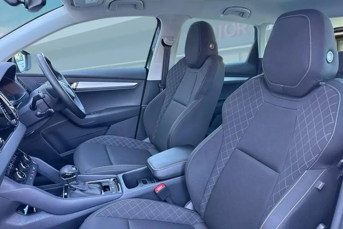 2022-skoda-karoq-15-tsi-se-technology-dsg-big-15