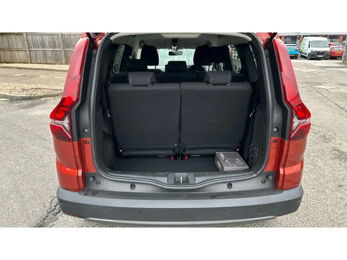 2023-dacia-jogger-10-tce-extreme-se-big-3