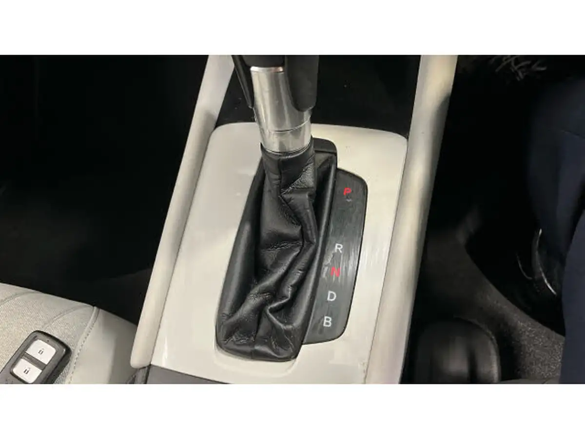 2022-honda-jazz-15-i-mmd-ex-107ps-big-35