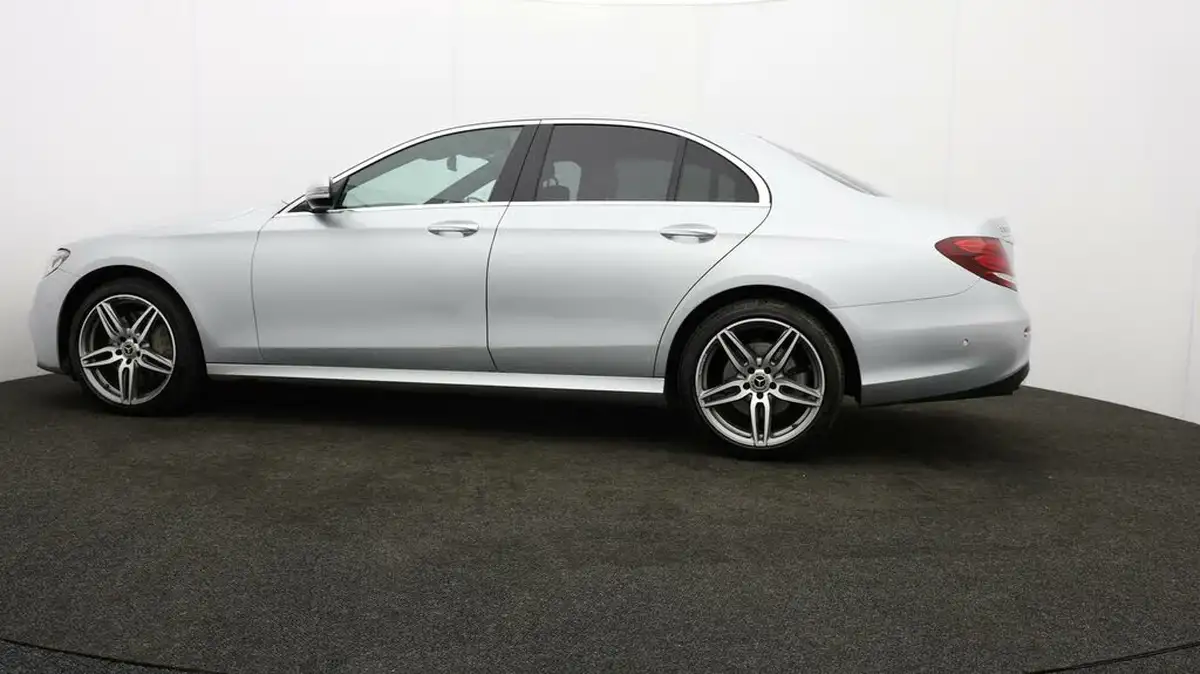 2018-mercedes-benz-e-class-30d-e350d-amg-line-premiumss-saloon-4d-4matic-big-63