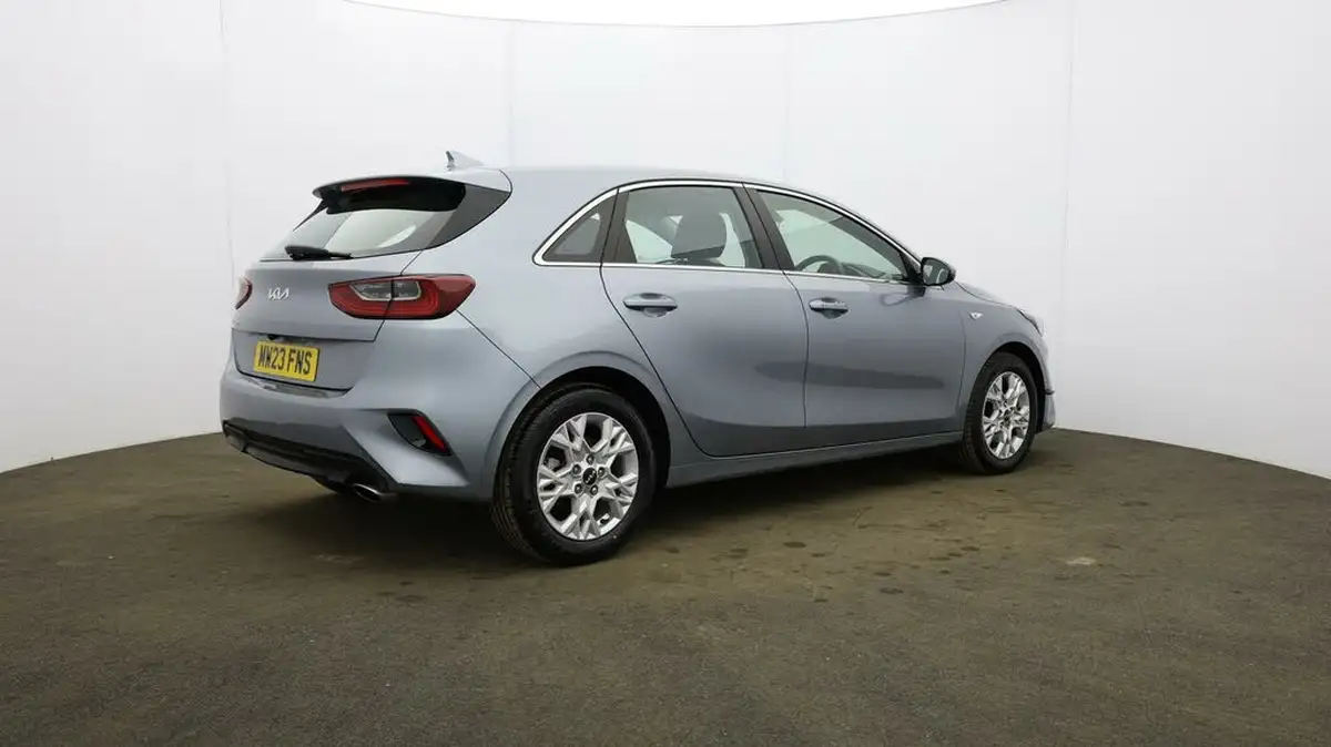 2023-kia-ceed-15-t-gdi-2-158bhp-non-adap-hatchback-big-35