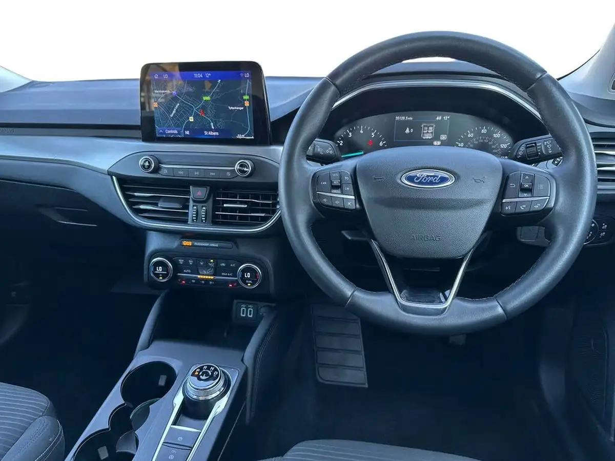 2020-ford-focus-10t-titanium-hatchback-auto-big-15