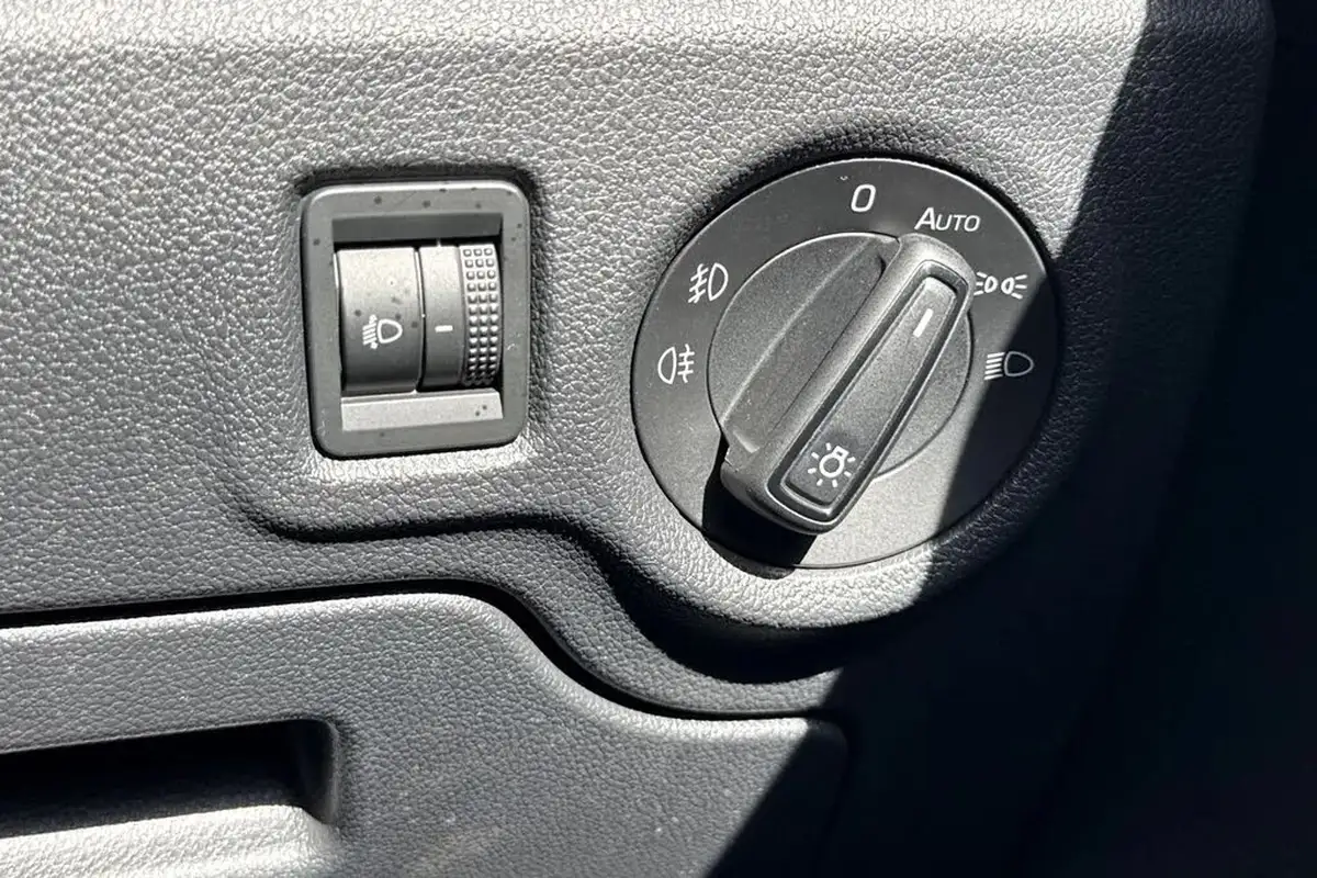 2022-skoda-fabia-10-tsi-se-l-109ps-hatchback-big-28