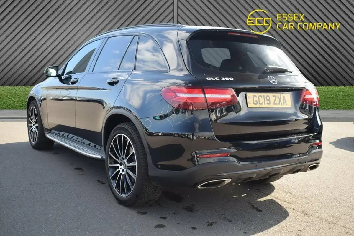 2019-mercedes-benz-glc-class-20-glc250-amg-night-edition-ss-big-14