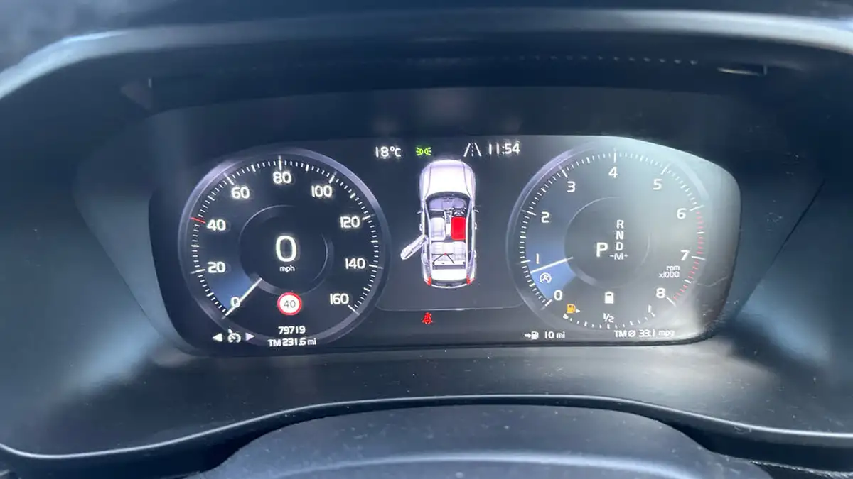 2021-volvo-xc40-20-b4-r-design-194bhp-awd-auto-big-12