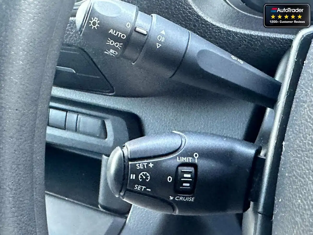 2019-citroen-dispatch-16bluehdi-x-m-1000-115pseu6-ss-big-15