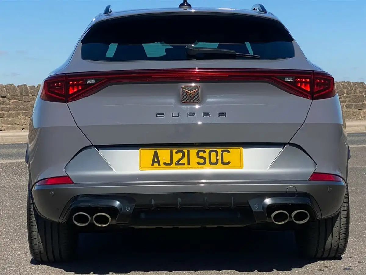 2021-cupra-formentor-20-tsi-vz2-big-34