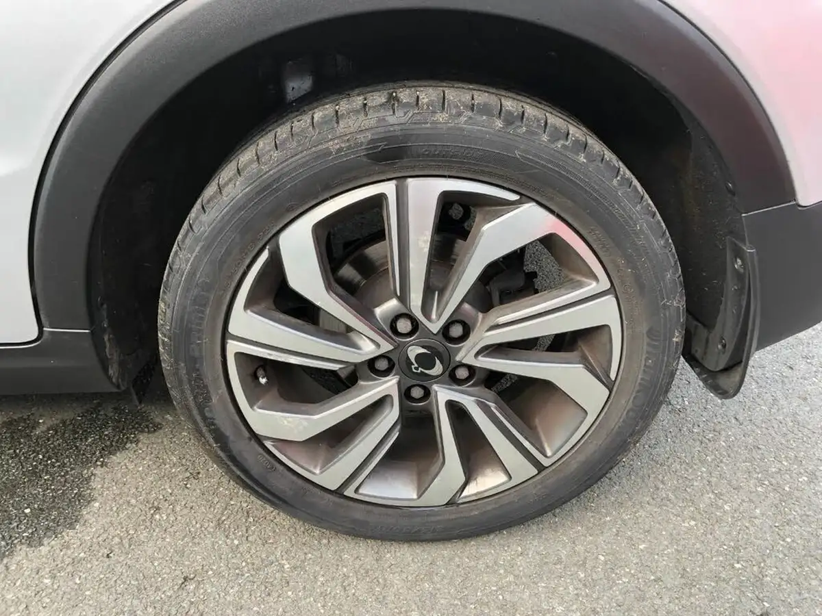 2021-kgm-ssangyong-tivoli-15-ultimate-auto-big-9