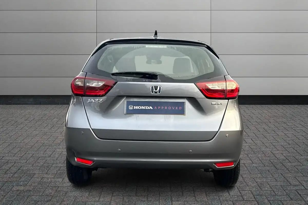 2022-honda-jazz-15-i-mmd-se-109ps-big-6