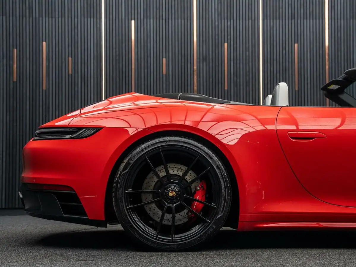 2023-porsche-911-30-carrera-gts-cabriolet-pdk-big-18