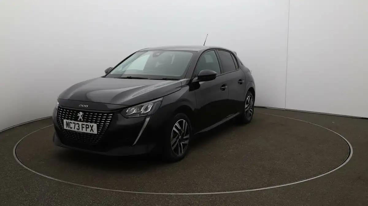 2023-peugeot-208-12-puretech-allure-premium-100ps-eat8-big-27